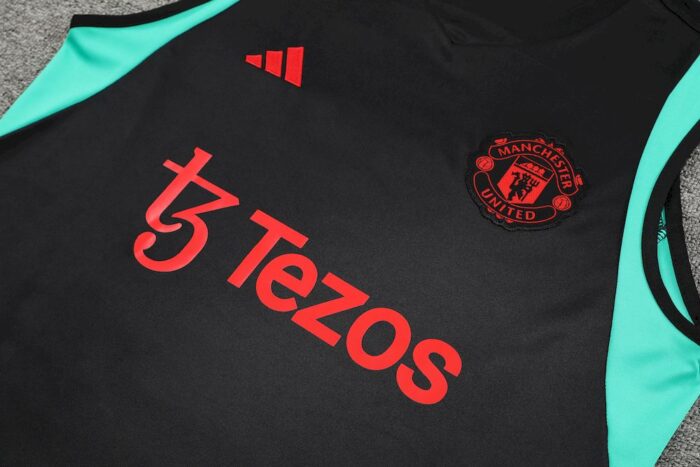 Mens Manchester United 2023/24 Tank Top+Short 418 - Image 4