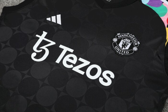 Mens Manchester United 2023/24 Tank Top+Short 418 - Image 4