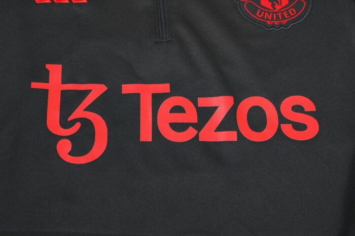 Mens Manchester United 2023/24 Half-Zip Sweater+Pant 902 - Image 5