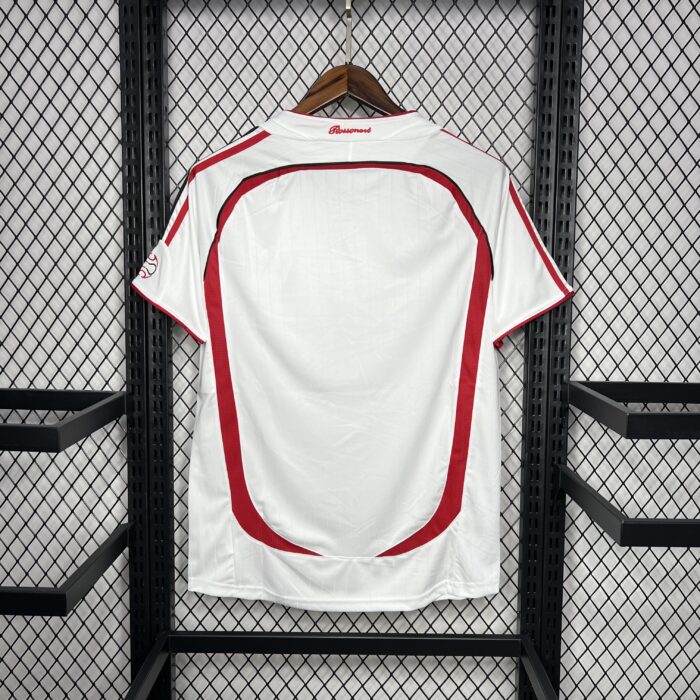 Retro AC Milan 2006/07 Away Jersey - Image 2