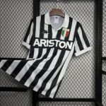 Retro Juventus 1984/85 Home Jersey - Image 5