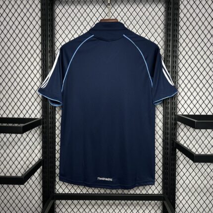 Retro Real Madrid 2005/06 Away Jersey – view 2