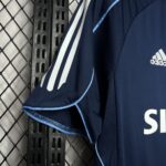 Retro Real Madrid 2005/06 Away Jersey - Image 3