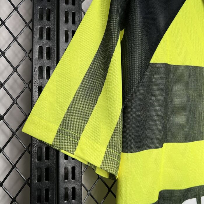 Retro Celtic 1996/97 Away Jersey - Image 3