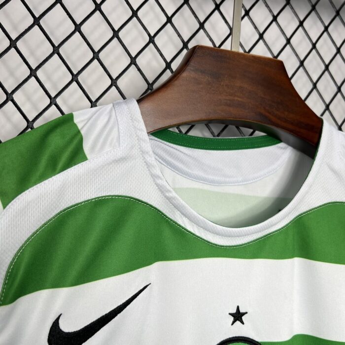 Retro Celtic 2005/06 Home Jersey - Image 3