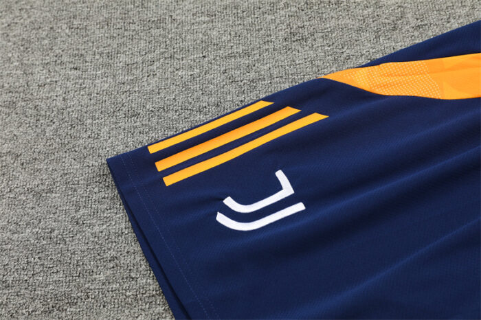 Kids Juventus 2024/25 Training Jersey+Short 14001 - Image 3