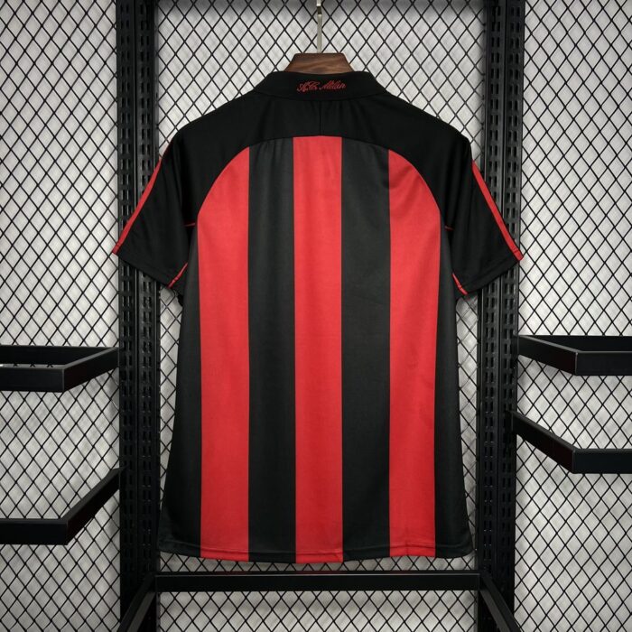 Retro AC Milan 2000/02 Home Jersey - Image 2