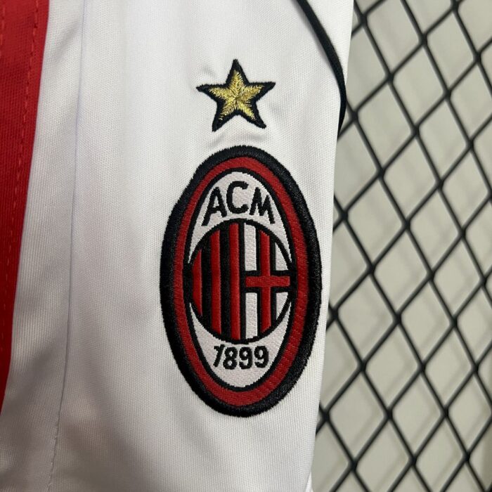 Retro AC Milan 2006/07 Away Kids Kit - Image 5