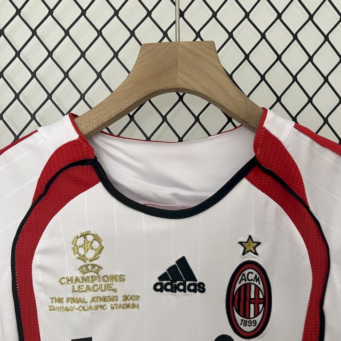 Retro AC Milan 2006/07 Away Kids Kit - Image 4