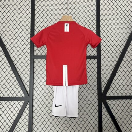 Retro Manchester United 2007/08 Home Kids Kit – view 2