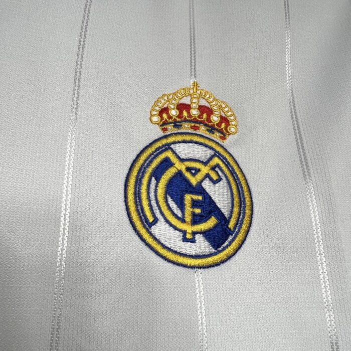 Retro Real Madrid 2012/13 Home Jersey - Image 5