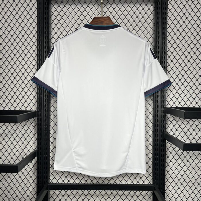 Retro Real Madrid 2012/13 Home Jersey - Image 2