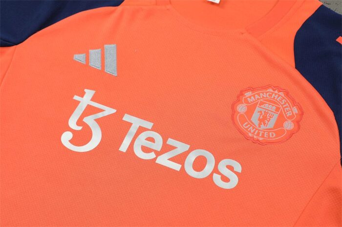 Mens Manchester United 2024/25 Training Jersey+Short 14001 - Image 3