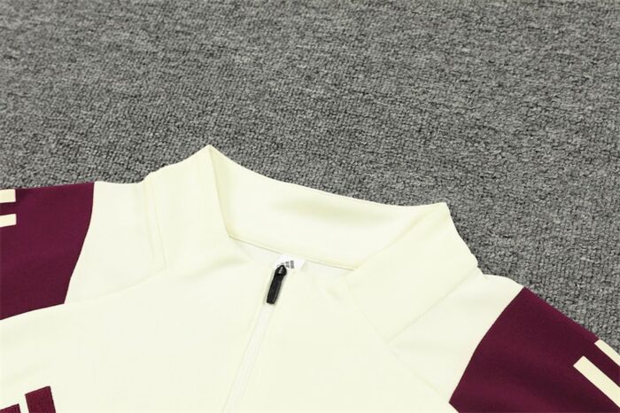 Mens Bayern Munich 2024/25 Half-Zip Sweater+Pant 14001 - Image 5
