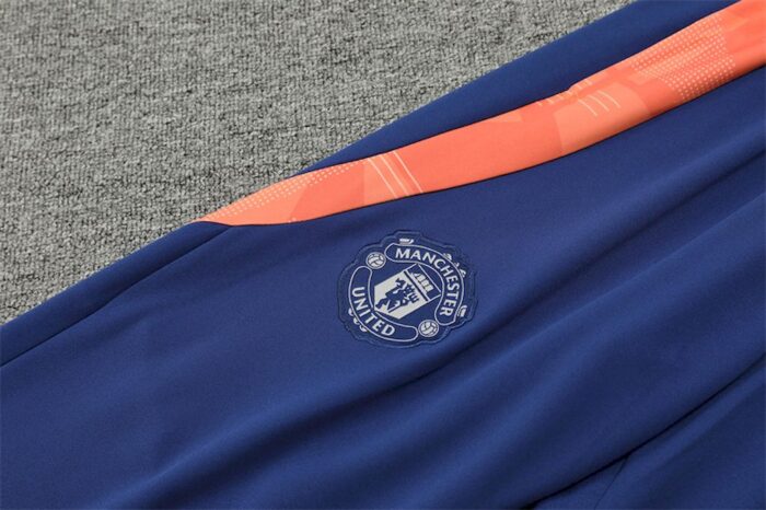 Mens Manchester United 2024/25 Half-Zip Sweater+Pant 14001 - Image 3