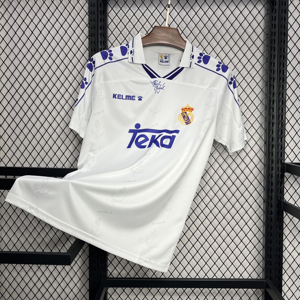 Retro Real Madrid 1994/96 Home Jersey - Image 1