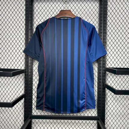 Retro Barcelona 2004/05 Away Jersey – view 2