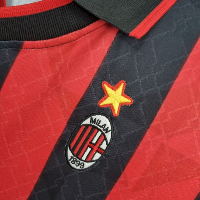 Retro AC Milan 1995/96 Home Jersey - Image 5