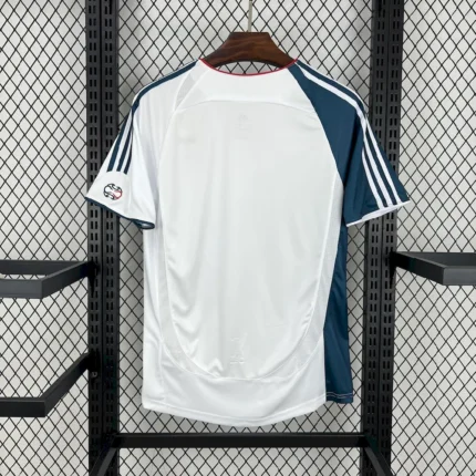 Retro Liverpool 2006/07 Away Jersey – view 2