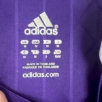 Retro Real Madrid 2006/07 Third Jersey - Image 4