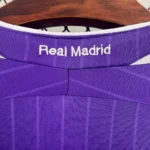 Retro Real Madrid 2006/07 Third Jersey - Image 3