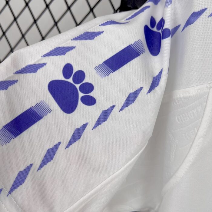 Retro Real Madrid 1996/97 Home Jersey - Image 4