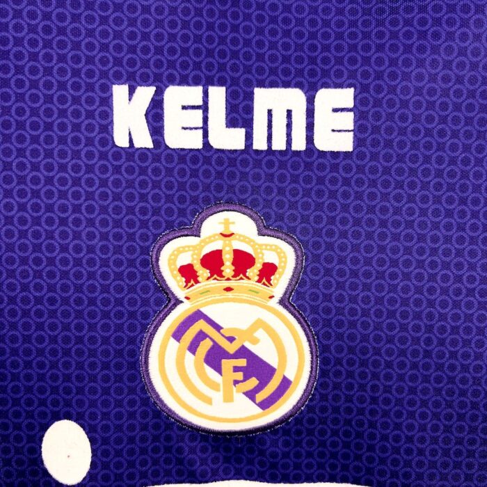 Retro Real Madrid 1997/98 Away Jersey - Image 5