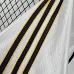 Retro Real Madrid 1998/00 Home Jersey - Image 3