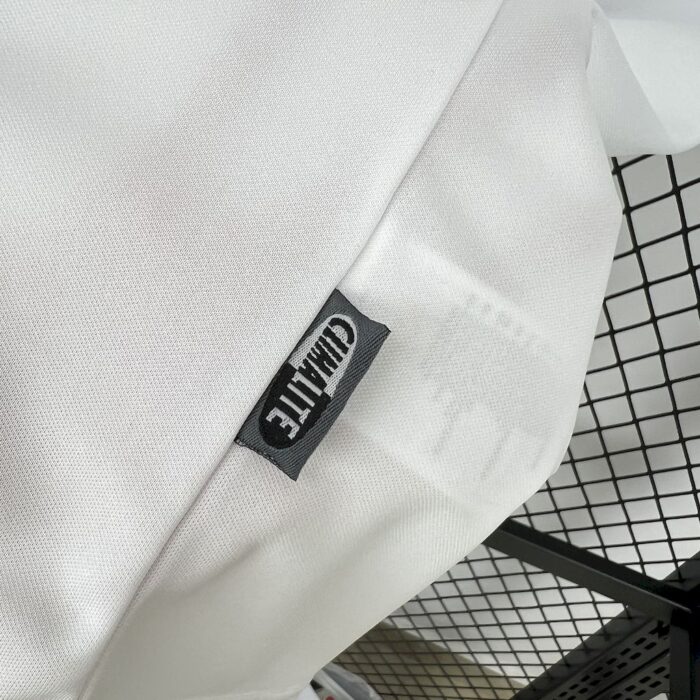 Retro Real Madrid 2002/03 Home Jersey - Image 3