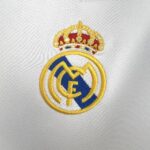 Retro Real Madrid 2001/02 Home UCL Jersey - Image 5