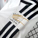 Retro Real Madrid 2001/02 Home UCL Jersey - Image 3