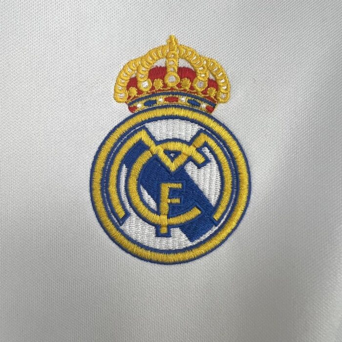 Retro Real Madrid 2003/04 Home Jersey - Image 5