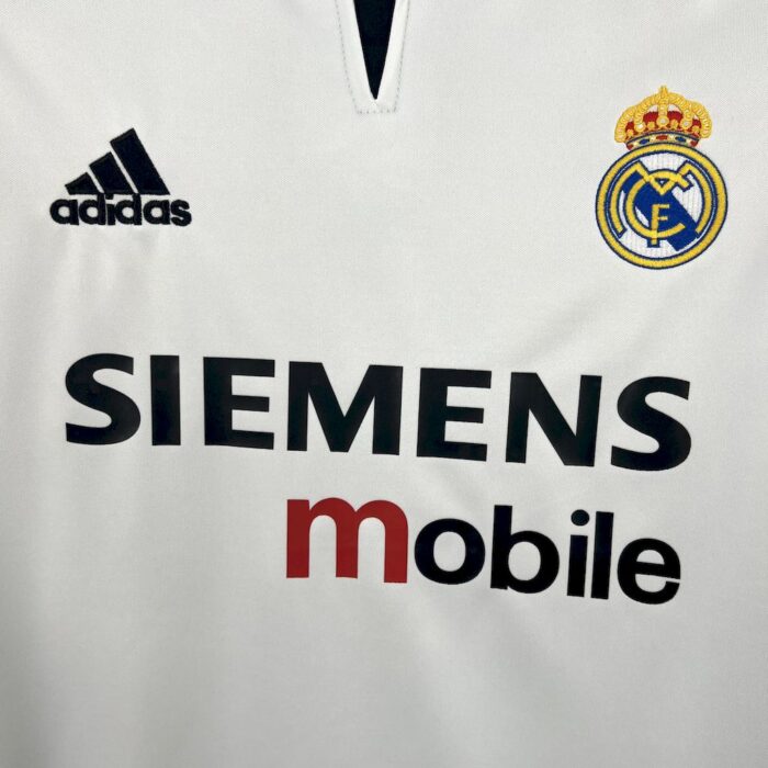Retro Real Madrid 2003/04 Home Jersey - Image 4