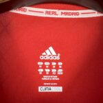 Retro Real Madrid 2011/12 Third Jersey - Image 5