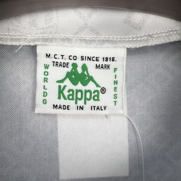 Retro Juventus 1992/94 Home Jersey - Image 4