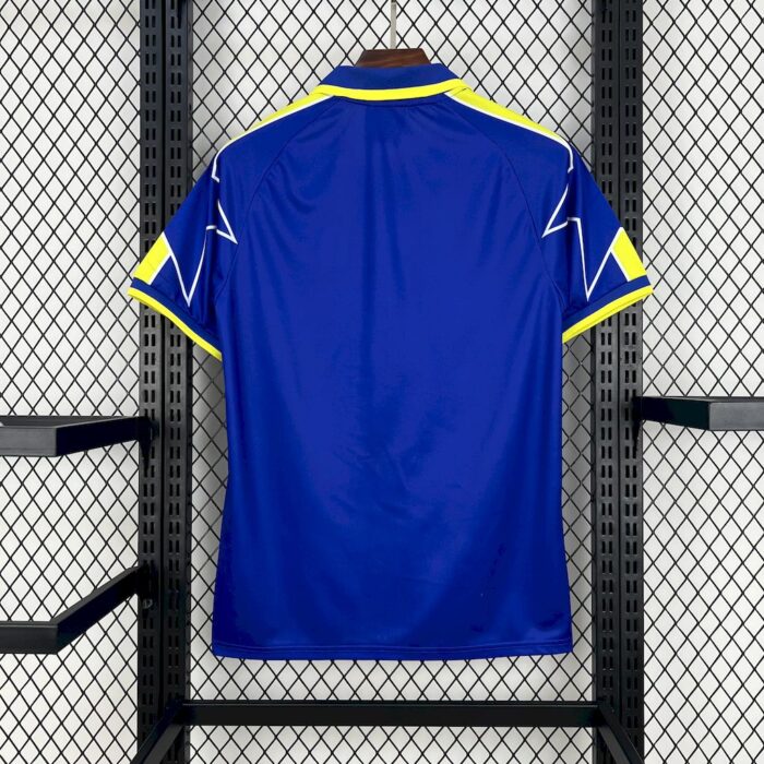 Retro Juventus 1996/97 Away Jersey - Image 2