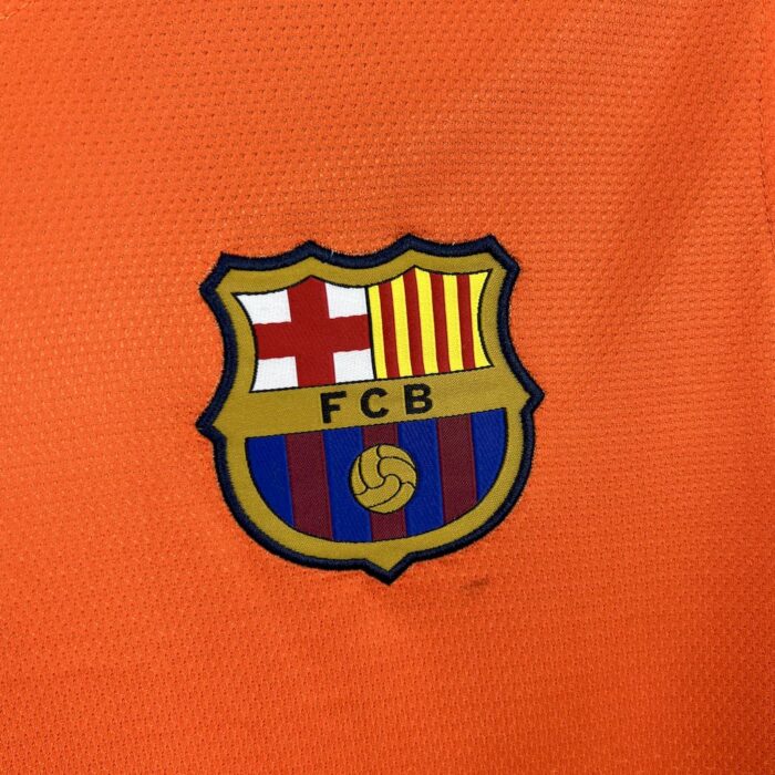 Retro Barcelona 2012/13 Away Jersey - Image 5
