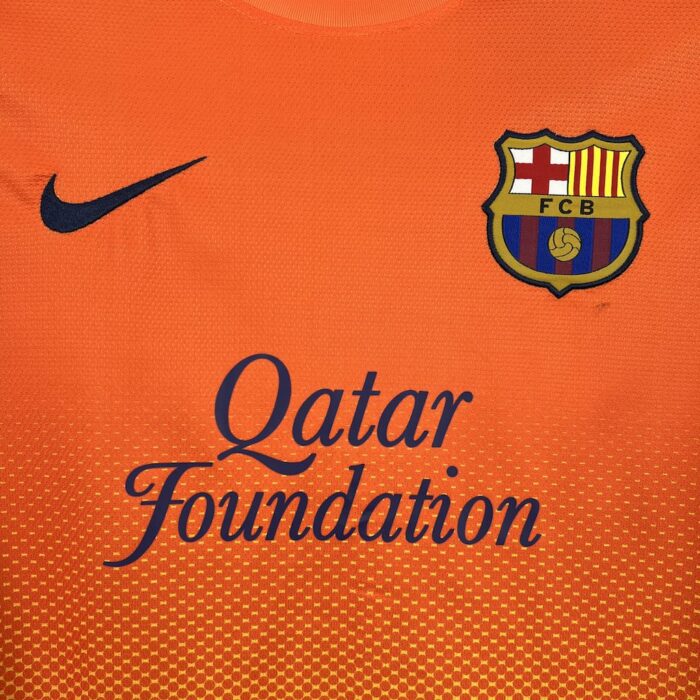 Retro Barcelona 2012/13 Away Jersey - Image 4