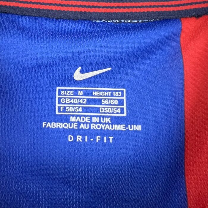 Retro Barcelona 2001/02 Home Jersey - Image 3