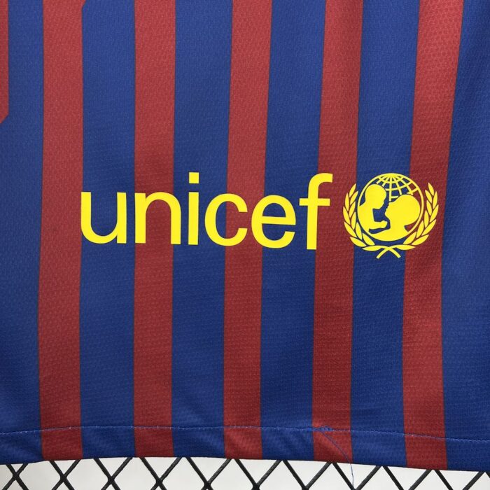 Retro Barcelona 2011/12 Home Jersey - Image 4