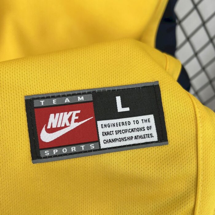 Retro Arsenal 1999/00 Away Jersey - Image 4