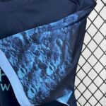 Retro Manchester City 2015/16 Away Jersey - Image 3