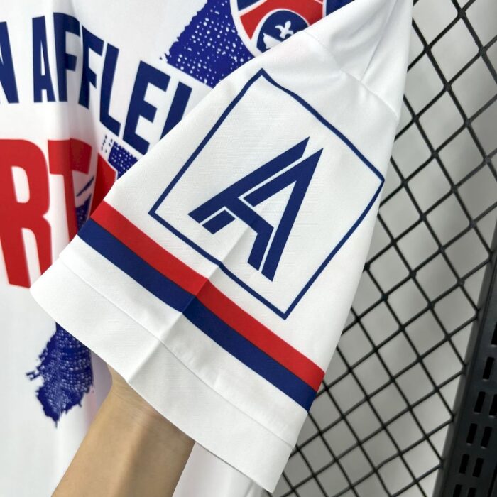 Retro Paris Saint-Germain 1990/91 Away Jersey - Image 4