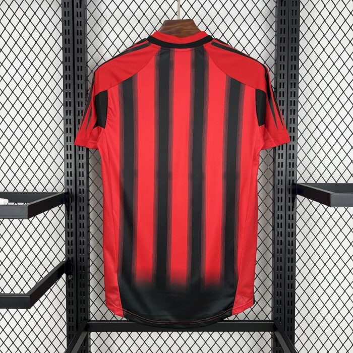 Retro AC Milan 2004/05 Home Jersey - Image 2