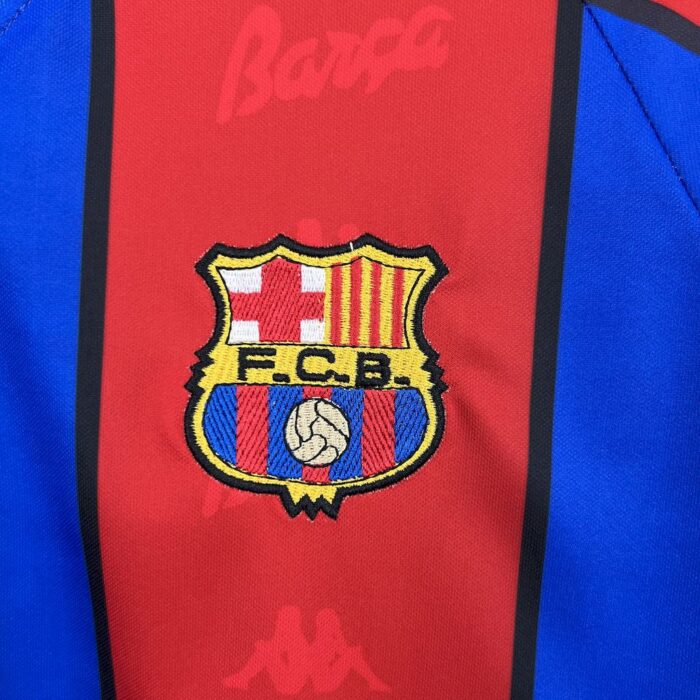 Retro Barcelona 1995/97 Home Long Sleeve Jersey - Image 5