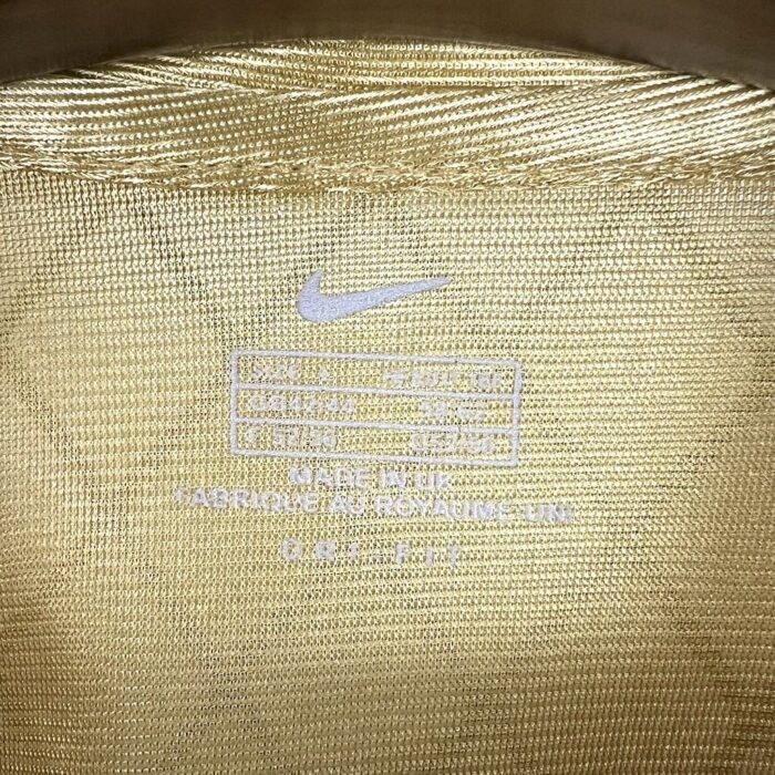 Retro Barcelona 2001/02 Away Jersey - Image 4