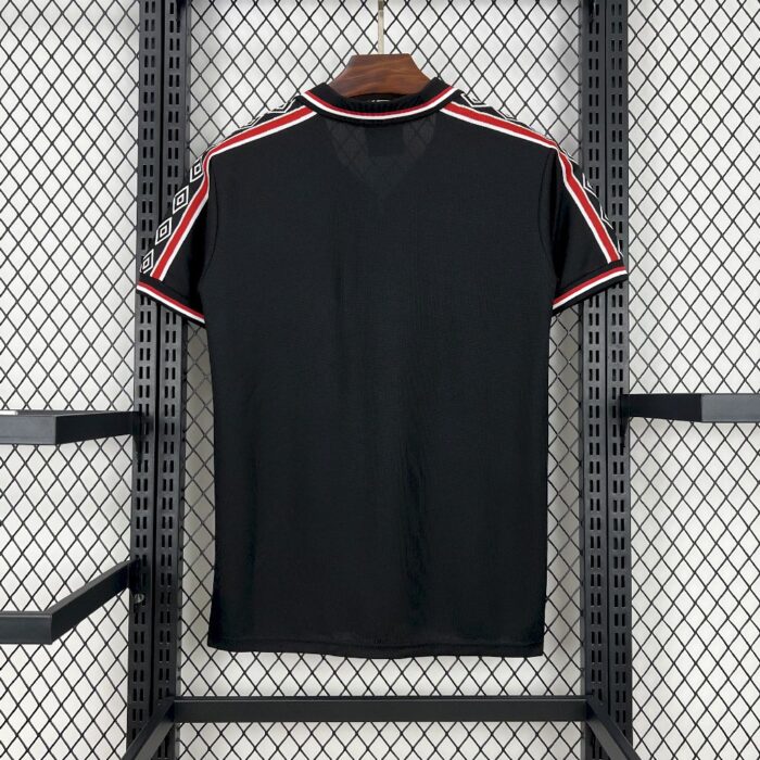 Retro Manchester United 1998/99 Away Jersey - Image 2