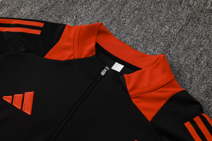 Mens Internacional 2024/25 Half-Zip Sweater+Pant 815 – view 3