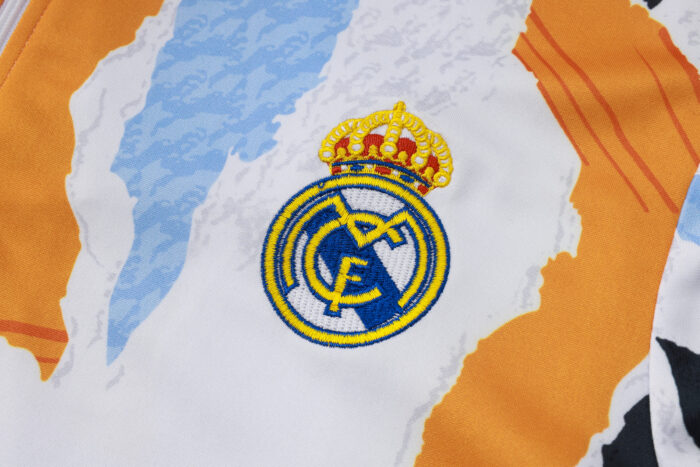 Kids Real Madrid 2024/25 Half-Zip Sweater+Pant 815 - Image 5