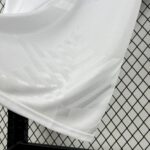 Retro Valencia CF 1999/00 Home Jersey - Image 5